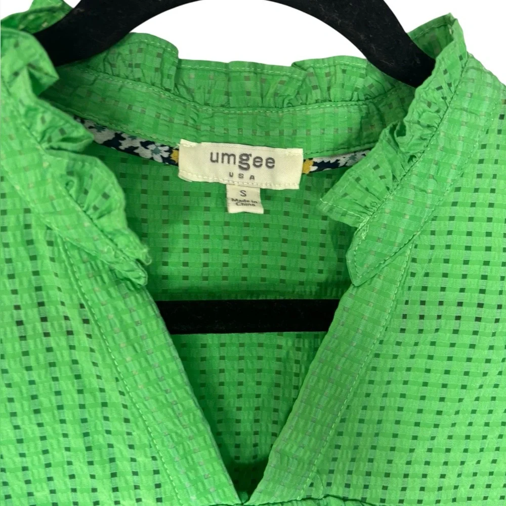 Umgee Seersucker Embroidered Floral Sleeve Green Blouse Size Small - Picture 4 of 11